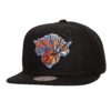 Mitchell-Ness-Shattered-Snapback-New-York-Knicks-100x100