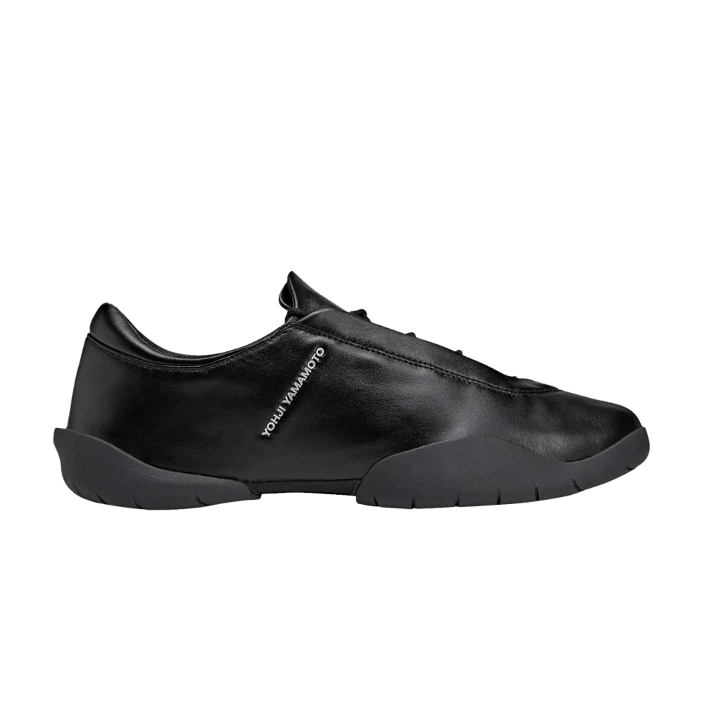 Krossovki-adidas-Y-3-Regu-Triple-Black