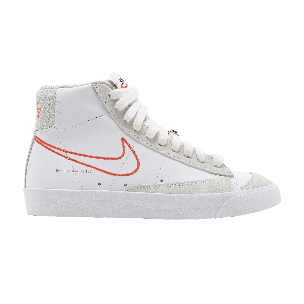 Krossovki-Nike-Wmns-Blazer-Mid-77-SE-First-Use