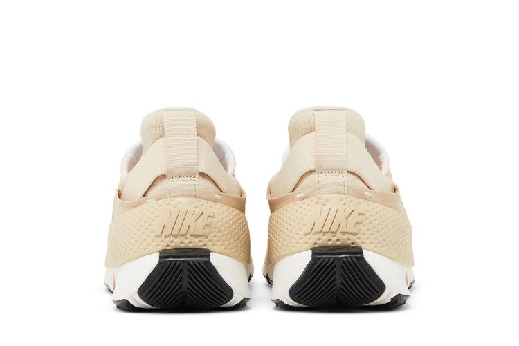 Кроссовки Nike Wmns GO FlyEase 'Sanddrift'