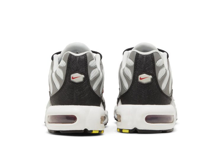 Кроссовки Nike Air Max Plus 'Photon Dust Particle Grey'