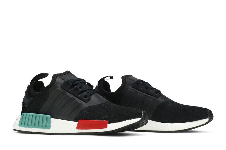 nmd_r1-j-futuristic-black-ef5855_07