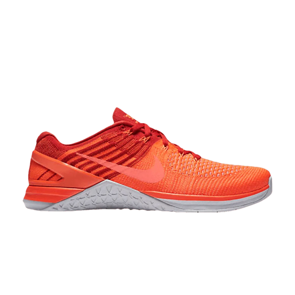 Krossovki-Nike-Metcon-DSX-Flyknit-Total-Crimson