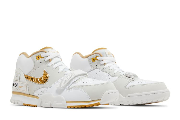 air-trainer-1-college-football-playoffs-pack-white-fj6196-100_07