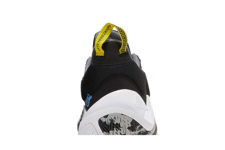 giannis-immortality-2-black-university-blue-dm0825-001_06