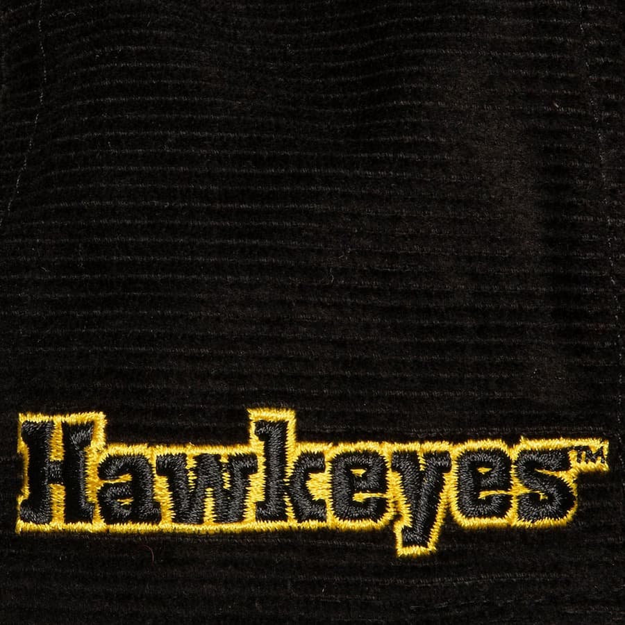 Бейсболка Mitchell & Ness Black Iowa Hawkeyes All Directions Corduroy Snapback Hat
