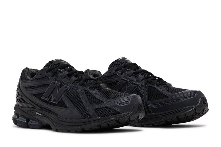 comme-des-garcons-homme-x-1906r-black-hl-k101-w23-1_07