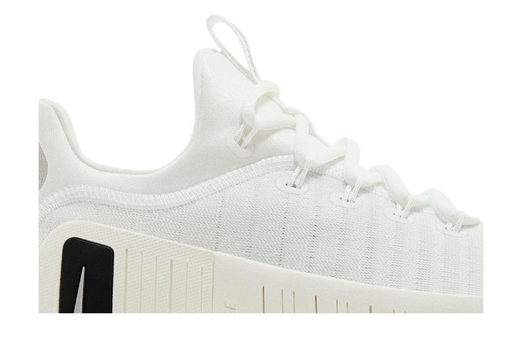 Кроссовки Nike Wmns Free Metcon 6 Premium 'Summit White Black'