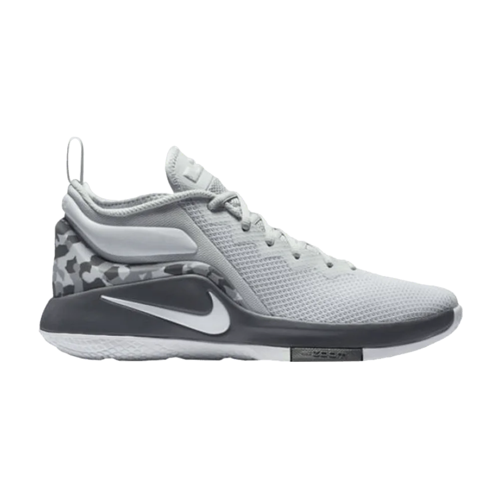 Krossovki-Nike-LeBron-Witness-2-Cool-Grey