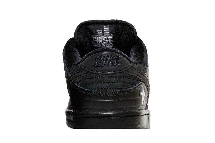 Кроссовки Familia x Nike Dunk Low Pro QS SB 'First Avenue' Special Box