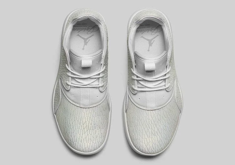 Krossovki-Air-Jordan-Eclipse-GS-Frost-White-1