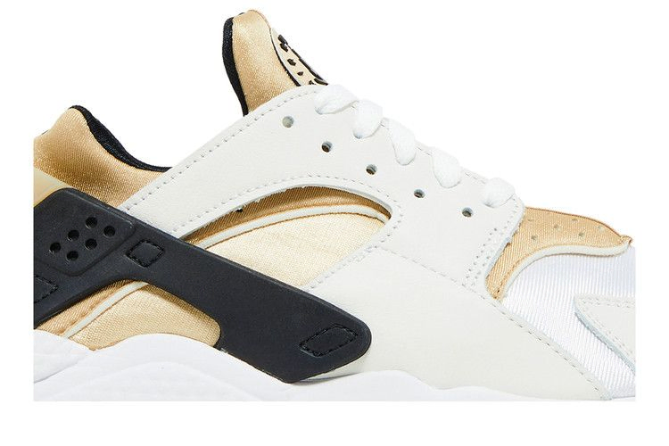 wmns-air-huarache-white-sandrift-dh4439-108_01