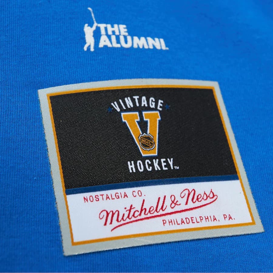 Mitchell-Ness-Grant-Fuhr-Royal-Edmonton-Oilers-Name-Number-T-Shirt-3