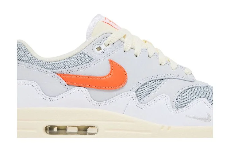 Krossovki-Patta-x-Nike-Air-Max-1-White-Pure-Platinum-1