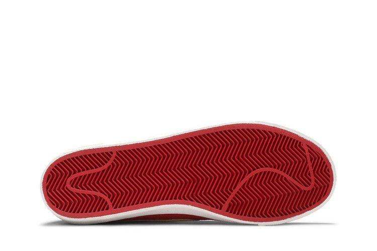 zoom-bruin-sb-supreme-supreme-363319-671_03