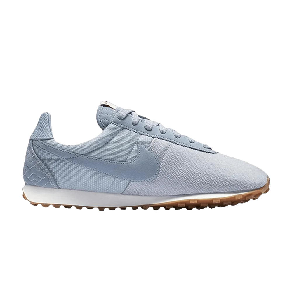 Krossovki-Nike-Wmns-Pre-Montreal-Racer-Blue