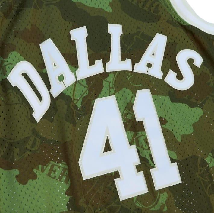 1998-99-Dallas-Mavericks-41-Dirk-Nowitzki-Mitchell-Ness-Ghost-Green-Camo-Jersey-3