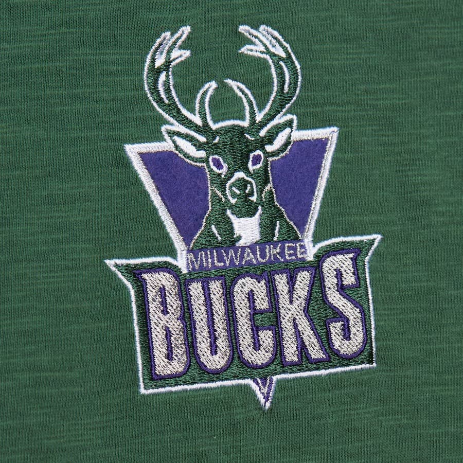 Футболка Mitchell & Ness Green Milwaukee Bucks Vintage Logo Legendary Slub T-Shirt