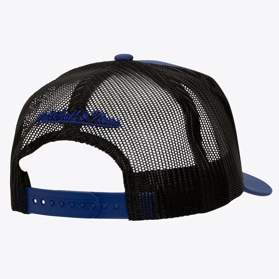 Бейсболка Mitchell & Ness Navy Los Angeles Rams Core Trucker Snapback Hat