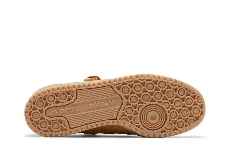 Krossovki-atmos-x-adidas-Forum-Low-Wheat-3