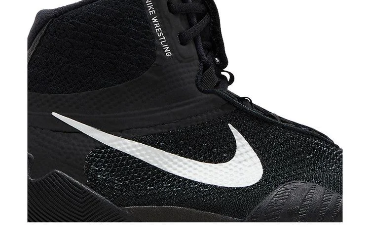 Кроссовки Nike Tawa 'Black Metallic Silver'