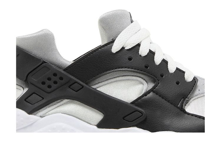 Кроссовки Nike Huarache Run GS 'Black Neutral Grey'