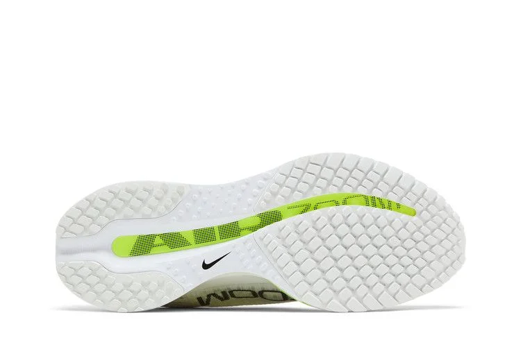 Кроссовки Nike Wmns Pegasus Premium 'White Volt'