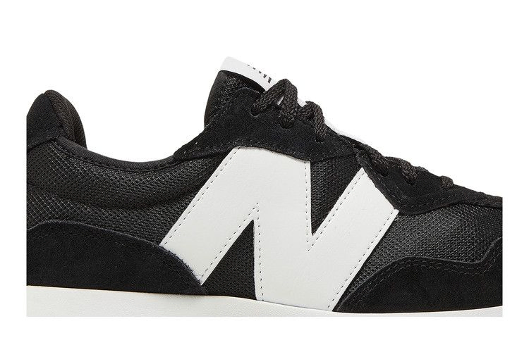 Кроссовки New Balance 327 'White Black'