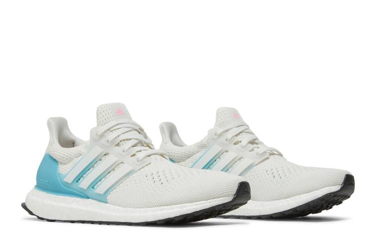 wmns-ultraboost-1-0-white-preloved-blue-hq6440_07