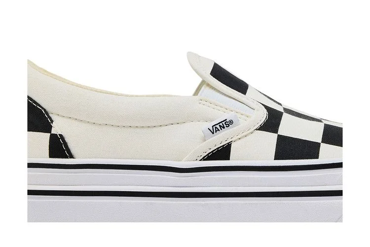 Krossovki-Vans-Wmns-Super-ComfyCush-Slip-On-Big-Classics-Checker-1