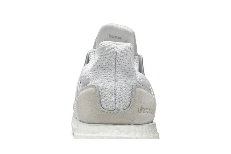 Krossovki-adidas-UltraBoost-DNA-Cloud-White-6