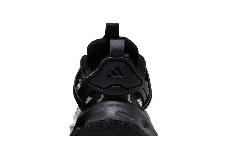 Krossovki-adidas-XLG-Runner-Deluxe-White-Black-6