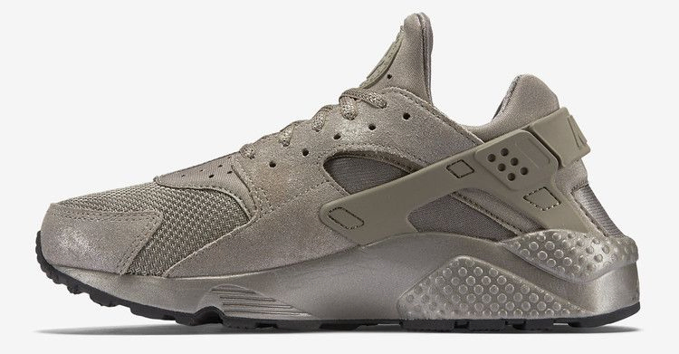 wmns-air-huarache-run-prm-683818-200_02