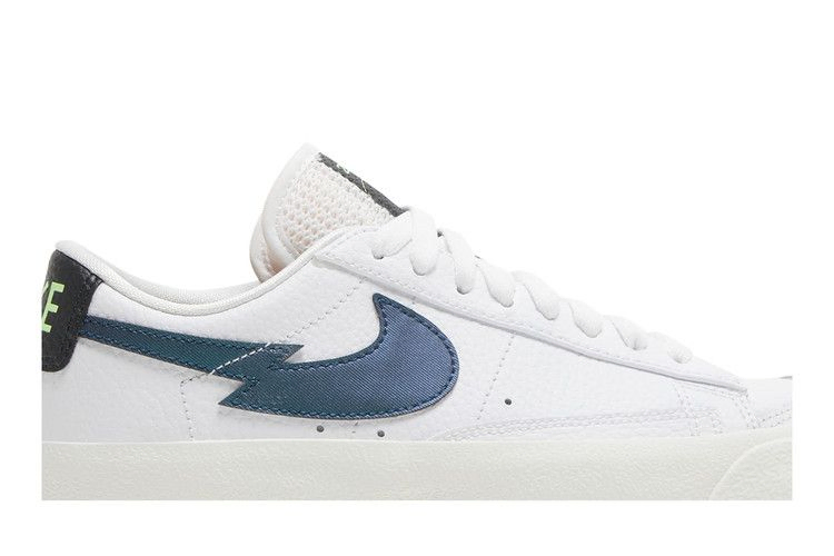 blazer-low-77-gs-lightning-bolt-swoosh-dm8689-100_01