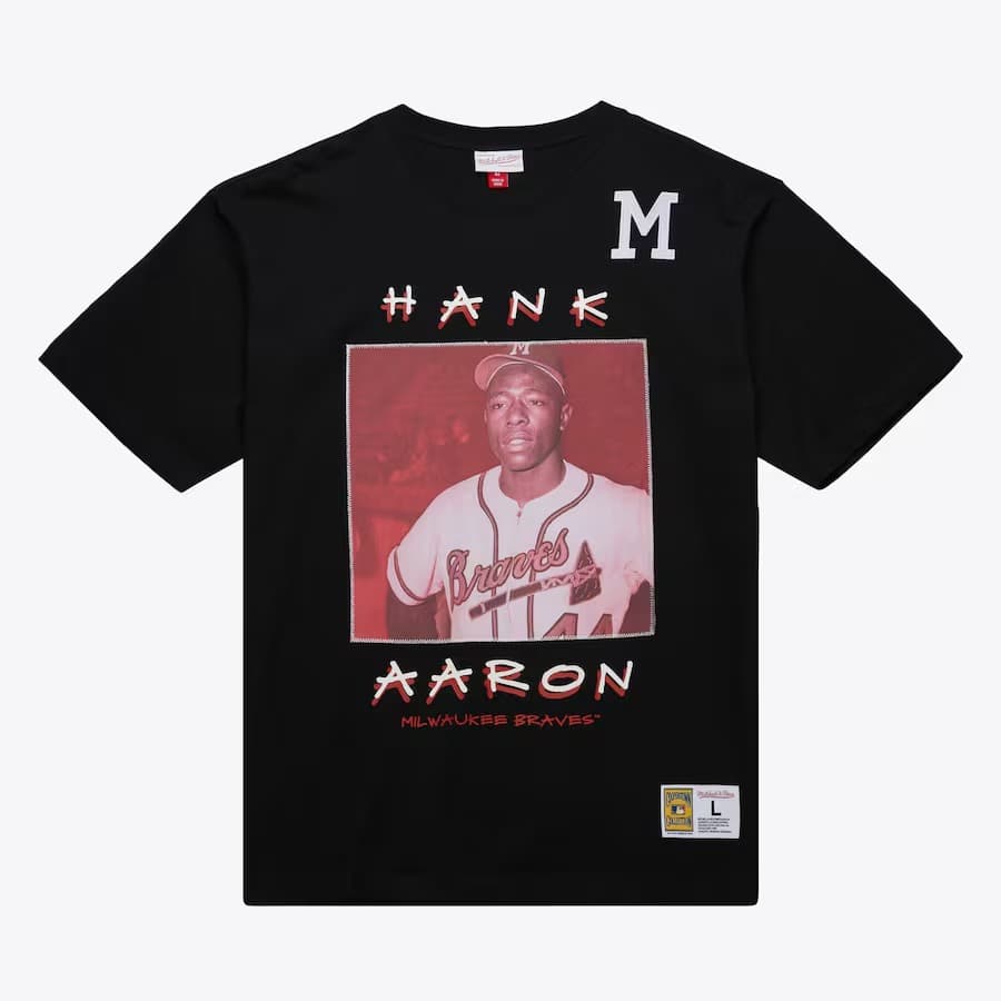 Футболка Mitchell & Ness Hank Aaron Black Milwaukee Braves Player Crewneck T-Shirt