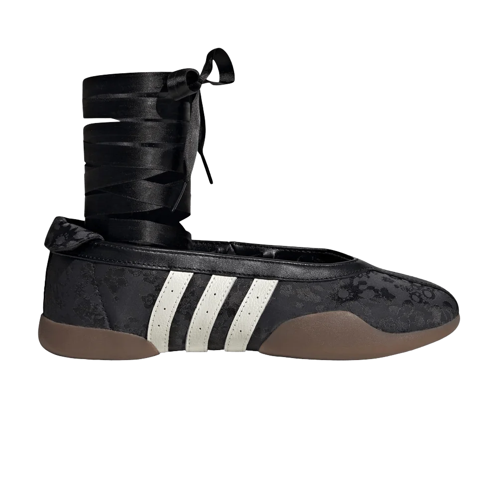 Кроссовки adidas Wmns Taekwondo Mei Ballet 'Black White Gum'