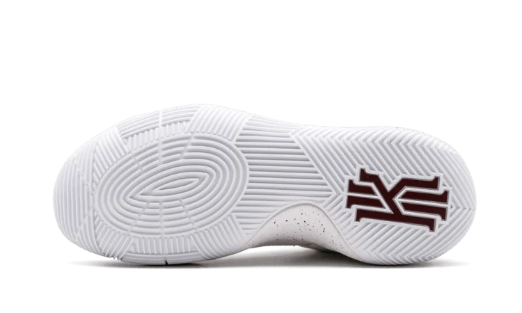 Krossovki-Kyrie-x-Nike-LeBron-Four-Wins-Game-6-Unbroken-7