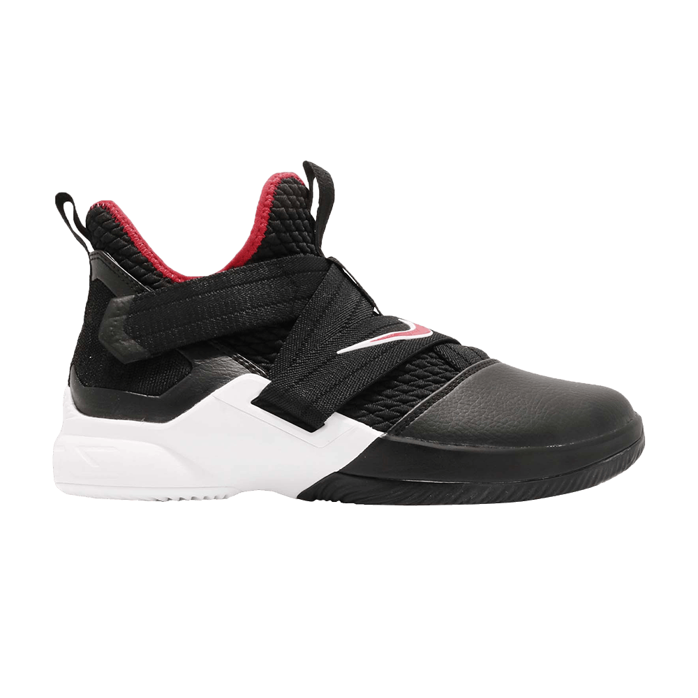 Кроссовки Nike LeBron Soldier 12 GS 'Bred'