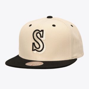 Mitchell-Ness-Off-White-Seattle-Mariners-Cooperstown-Collection-Snapback-Hat-300x300