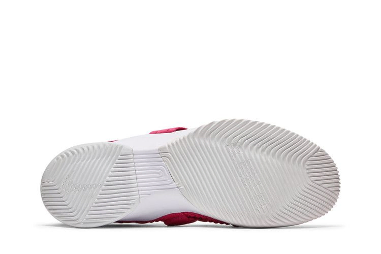 Кроссовки Nike LeBron Soldier 12 TB 'Breast Cancer Awareness'