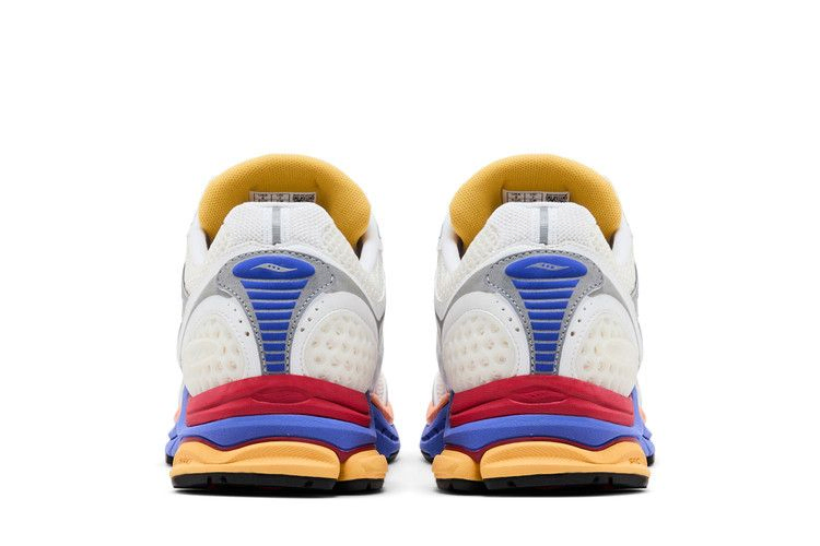 Кроссовки Saucony ProGrid Triumph 4 'Galaxy Pack'
