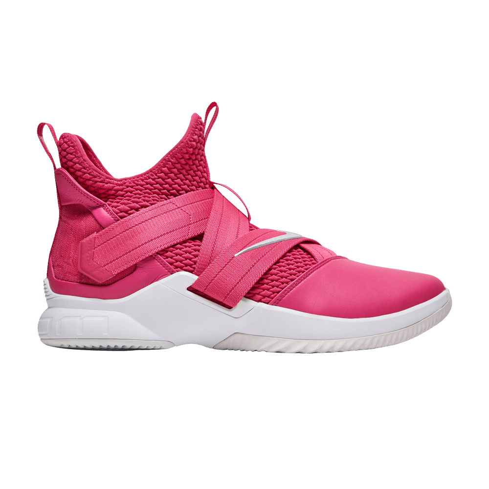 lebron-soldier-12-tb-breast-cancer-awareness-at3872-609