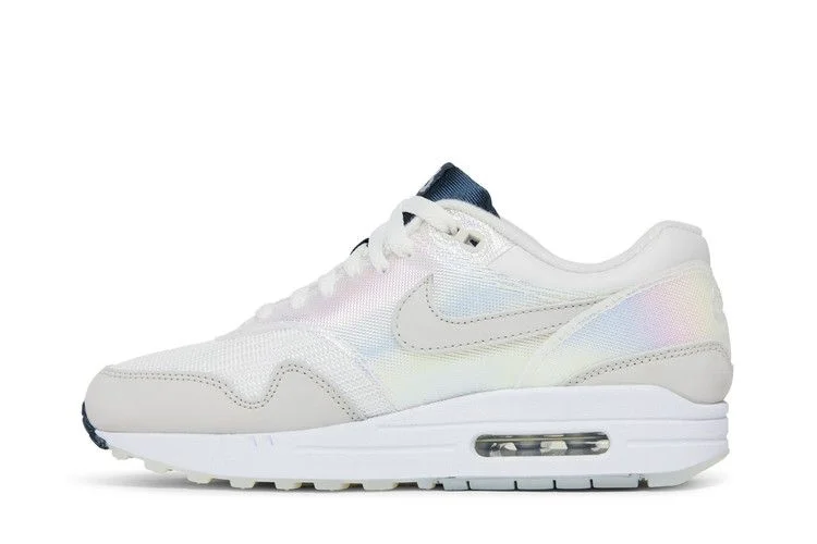 Кроссовки Nike Wmns Air Max 1 'Air Max Day - La Ville-Lumière'