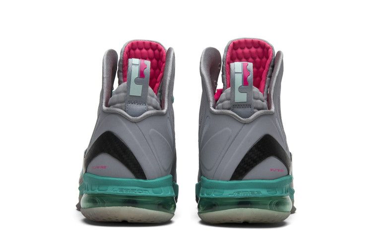 Кроссовки Nike LeBron 9 P.S. Elite 'South Beach'
