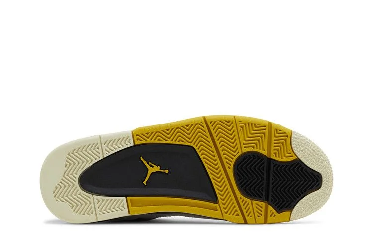Кроссовки Wmns Air Jordan 4 Retro 'Vivid Sulfur'