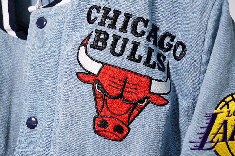 Бомбер Supreme x Nike x NBA Teams Warm Up Jacket Denim