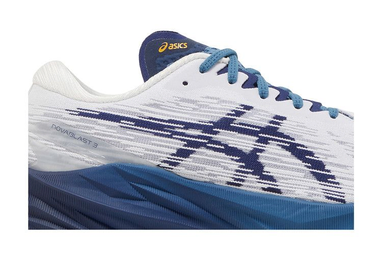 Кроссовки Asics Novablast 3 'White Deep Ocean'