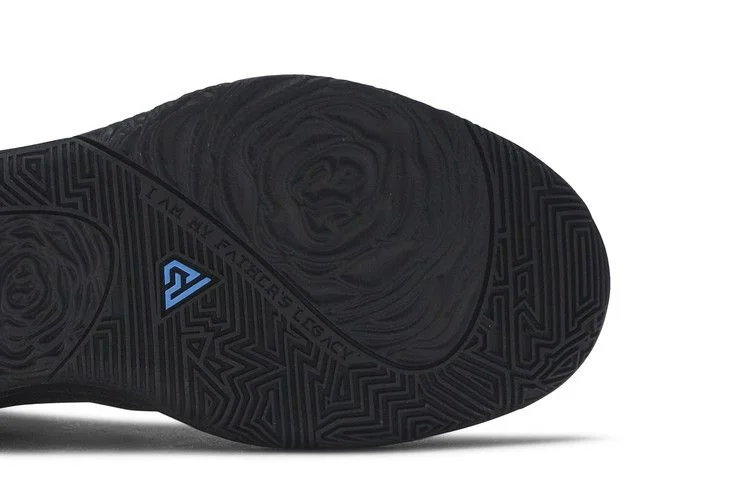 Krossovki-Nike-Zoom-Freak-1-Black-Iridescent-4