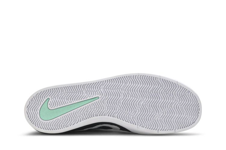 Кроссовки Nike Hyperfeel Koston 3 XT