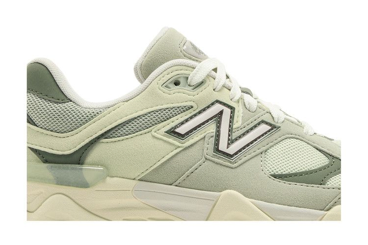 Кроссовки New Balance 9060 Big Kid Wide 'Olivine'
